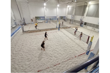 Тренировка по пляжному волейболу