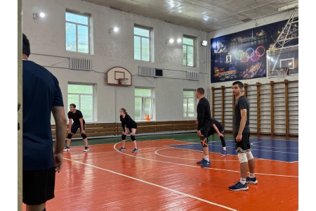 Игра смешанного уровня