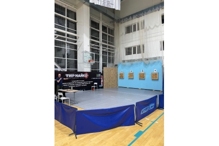 Пробное занятие по метанию ножей