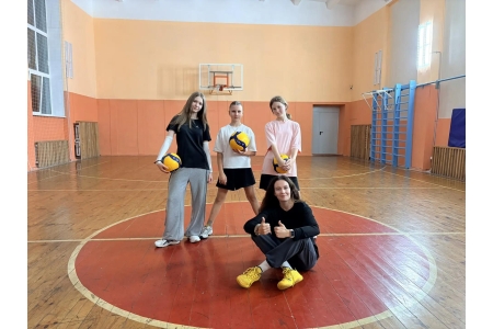 ДЕТСКИЕ ТРЕНИРОВКИ по волейболу С АННОЙ СПИЧКА (12-14 лет)