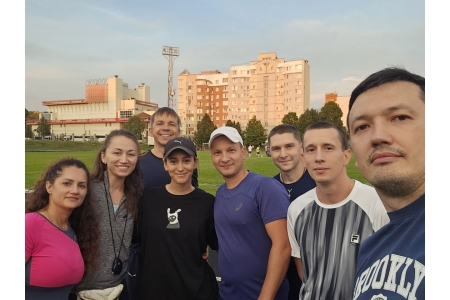 Групповые тренировки по бегу на короткие дистанции