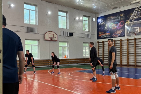 Игра смешанного уровня