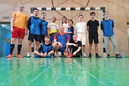 Футбол в Доме Дружбы