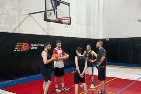 Тренировка в «Территории мяча»