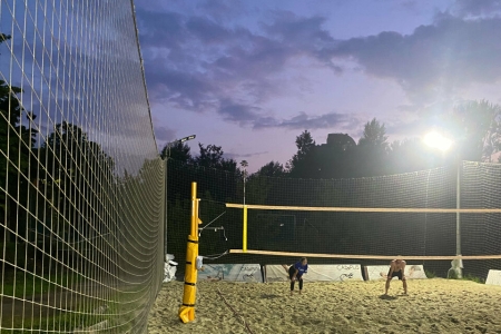 Пляжный волейбол🏖️  ( 1,5 часа, смешанный уровень)