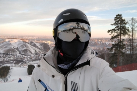 Инструктор по сноуборду на Ине