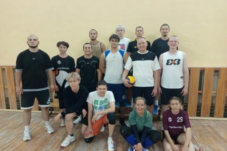 Игра для смешанного уровня в ВолГТУ.