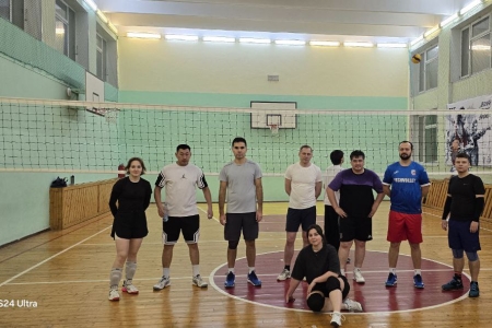 Игра в волейбол уверенный средний от 3,5 ⭐️ (м. Стахановская)