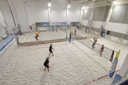 Тренировка по пляжному волейболу