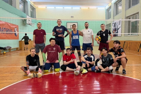 Игра в волейбол уверенный средний от 3,5 ⭐️ (м. Стахановская)