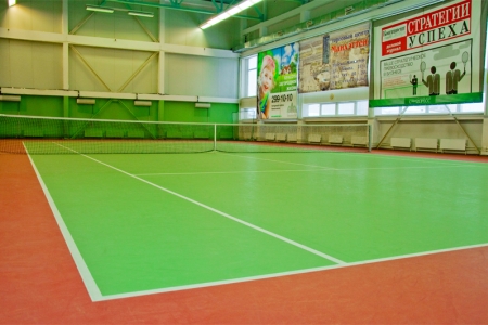 Утренняя тренировка в группе для новичков. Теннисная академия