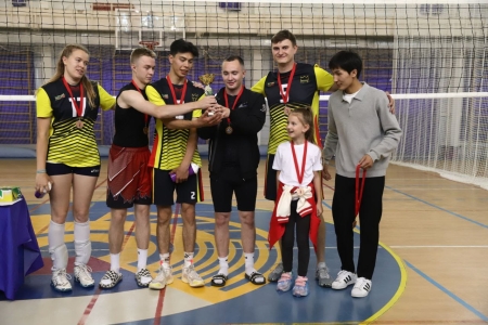 🚨📣 ИЩУ КОМАНДУ НА Полуночной МИКСТ турнир «ЗВЁЗДЫ НОЧИ» -ночь влюблённых в волейбол !  3⭐️- 4⭐️