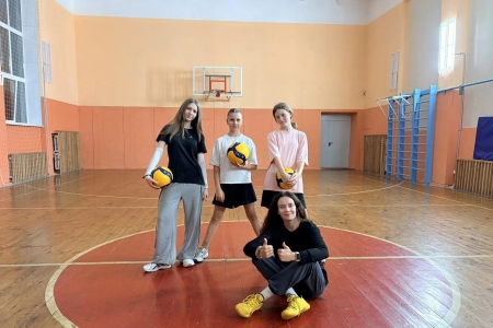 ДЕТСКИЕ ТРЕНИРОВКИ по волейболу С АННОЙ СПИЧКА (12-14 лет)