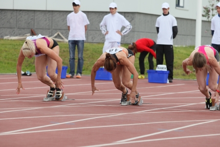 Групповые тренировки по бегу на короткие дистанции 🏃‍♂️💨